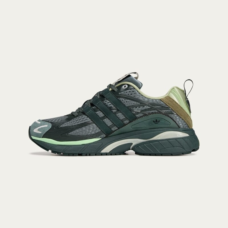 関税送料込♪SFTM × ADIDAS/ADISTAR CUSHION Olive adidas x SFTM Adistar Cushion Sneaker (Olive) | END. Launches